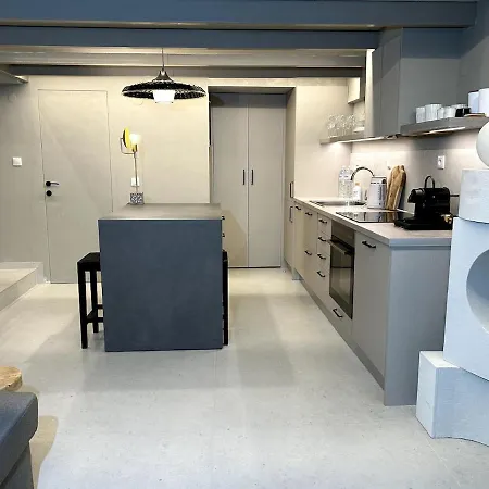 Loft 181 By Oikies Апартаменты Неи-Эпиватай