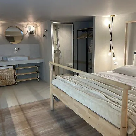 Апартаменты Loft 181 By Oikies *