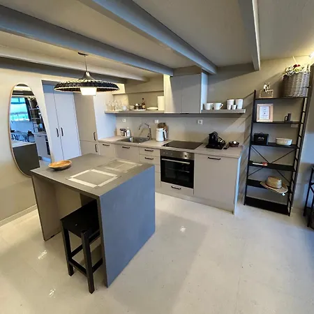 Apartment Loft 181 By Oikies *