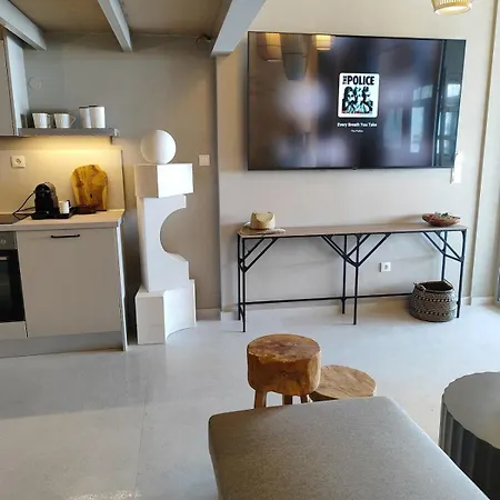 Loft 181 By Oikies Apartment Néoi Epivátai